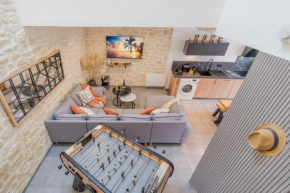 Seven's House